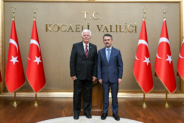 Eski Sağlık Bakanı Dinç’ten Vali Aktaş’a ziyaret