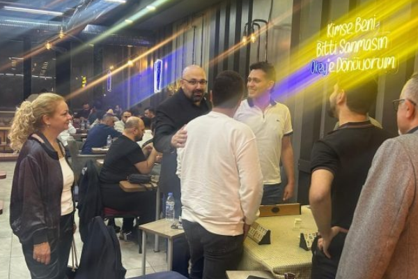 Yeni Parti Elazığ İl Başkanı Özden, esnaf ve vatandaşlarla bir araya geldi