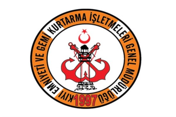 Marmaraereğlisi açıklarında sürüklenen tekne kurtarıldı