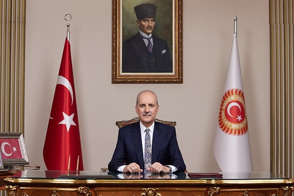 Kurtulmuş, Gaziantep Valiliğini ziyaret etti