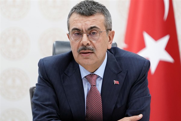 Bakan Tekin: Devletimiz bugün vatandaşına hangi okulda okuyacağını dayatmıyor
