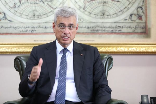 Memişoğlu: Sağlık çalışanlarının mesleki güvencesini gözetmeye devam edeceğiz