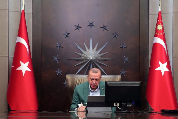 Cumhurbaşkanı Erdoğan, Özdemir Bayraktar’ı vefatının 5’inci yılında andı