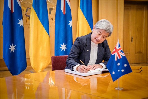 Wong: Niue’nun Anayasa Günü kutlu olsun