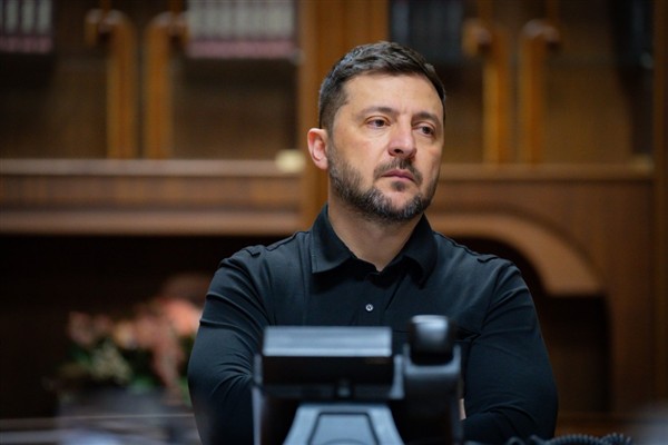 Zelenski: Rusya, Kiev’e 16 balistik füze fırlattı