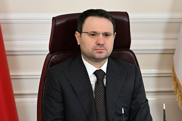 Bakan Gürlek: Aliya İzetbegoviç’i vefatının yıl dönümünde rahmetle anıyorum