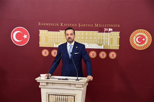 Zorlu: Nutuk, 8 dile çevrilerek dünyaya sunuldu