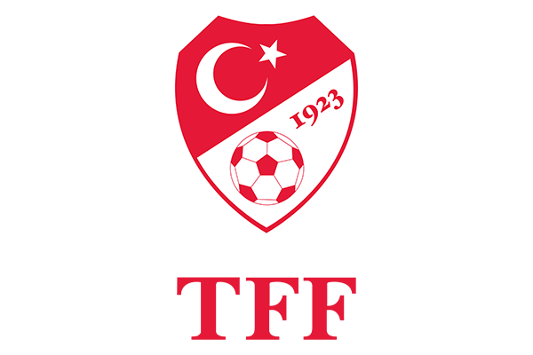 Fenerbahçe, Slavia Prag ile 2-2 berabere kaldı